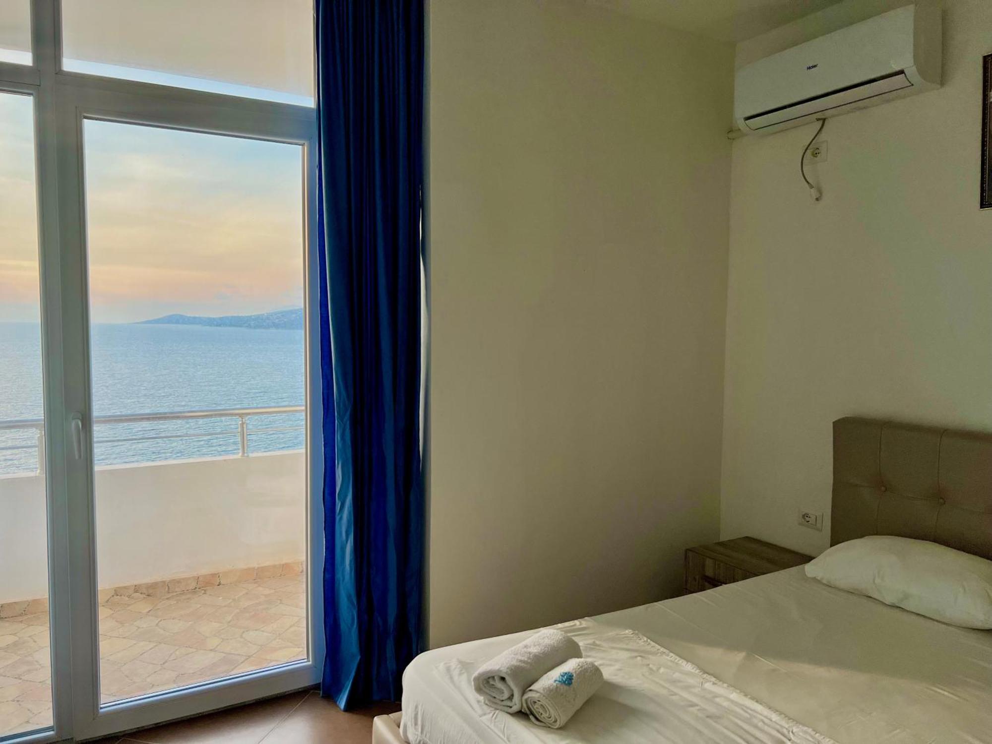 Redi'S Seaview Apartments Sarandë Exterior foto